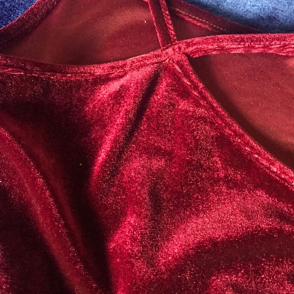 Red Velvet Crop Top - Picture 3 of 3